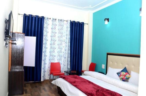 Stayapart - Hotel Bagsu Sarovar Dharamshala Dış mekan fotoğraf